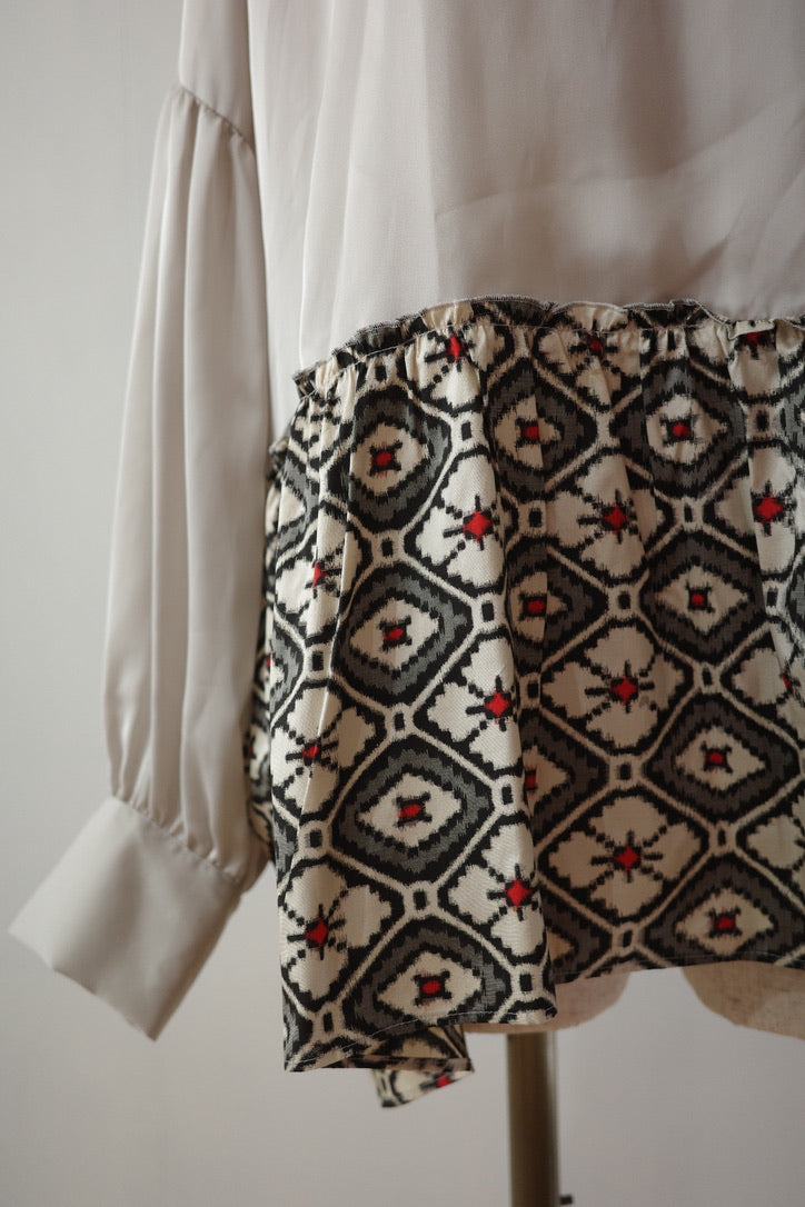 blouse / kaori
