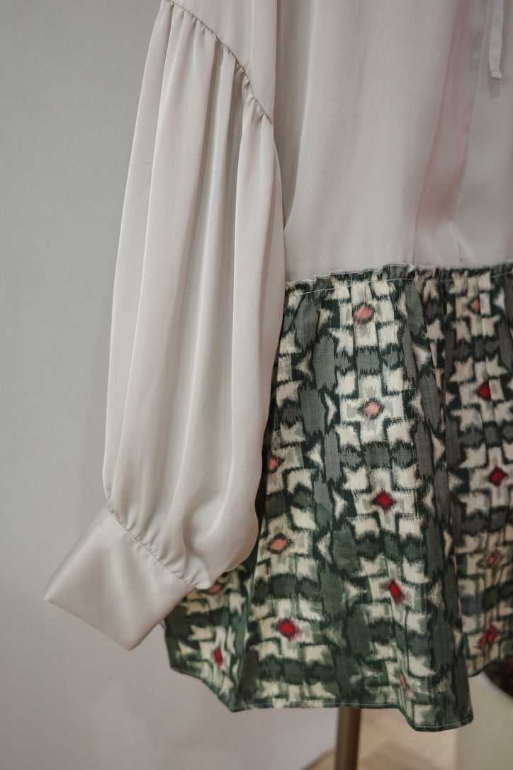 blouse / kaori