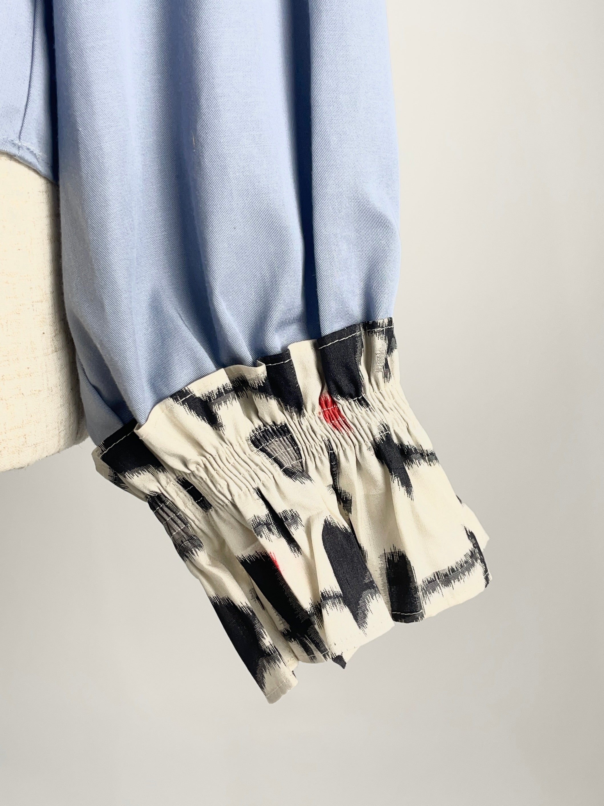 Kusabi Meisen Square Neck Blouse -blue-