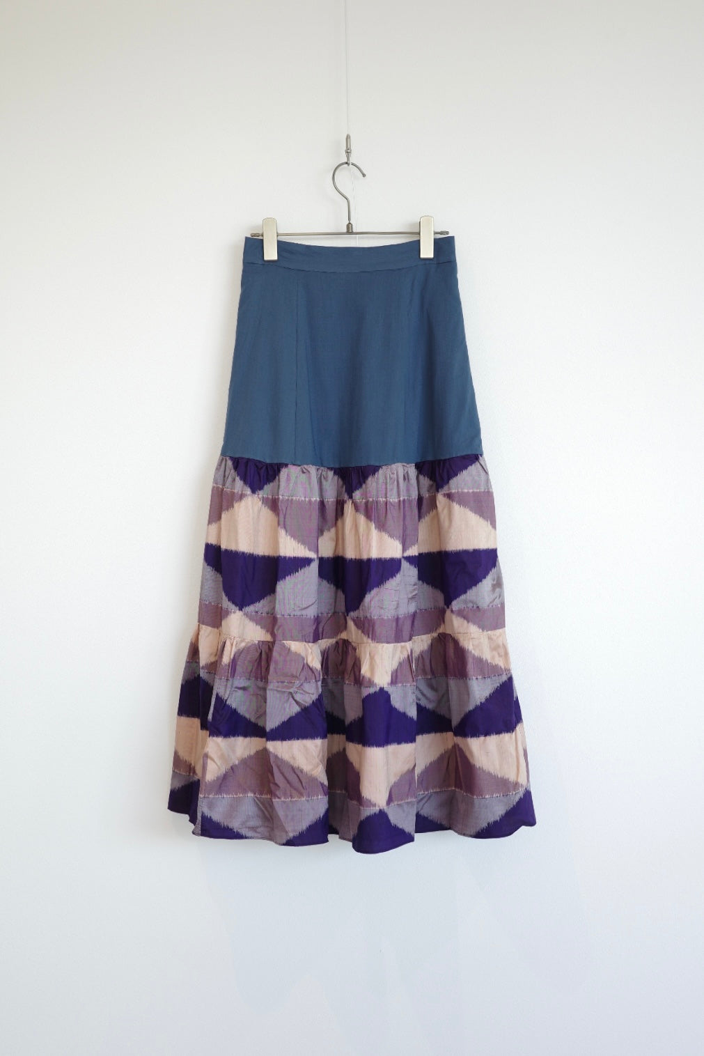Petals -Meisen Teayard Skirt navy-