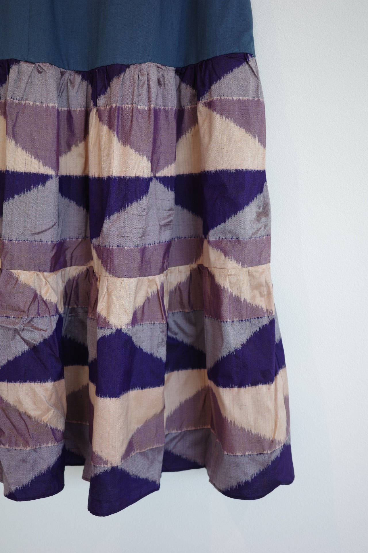 Petals -Meisen Teayard Skirt navy-
