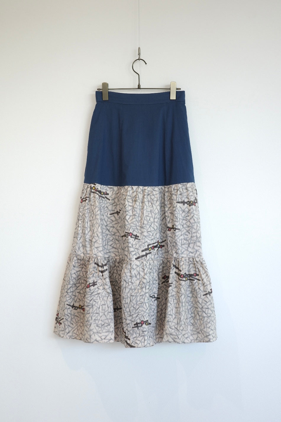 Petals -Meisen Teayard Skirt navy-