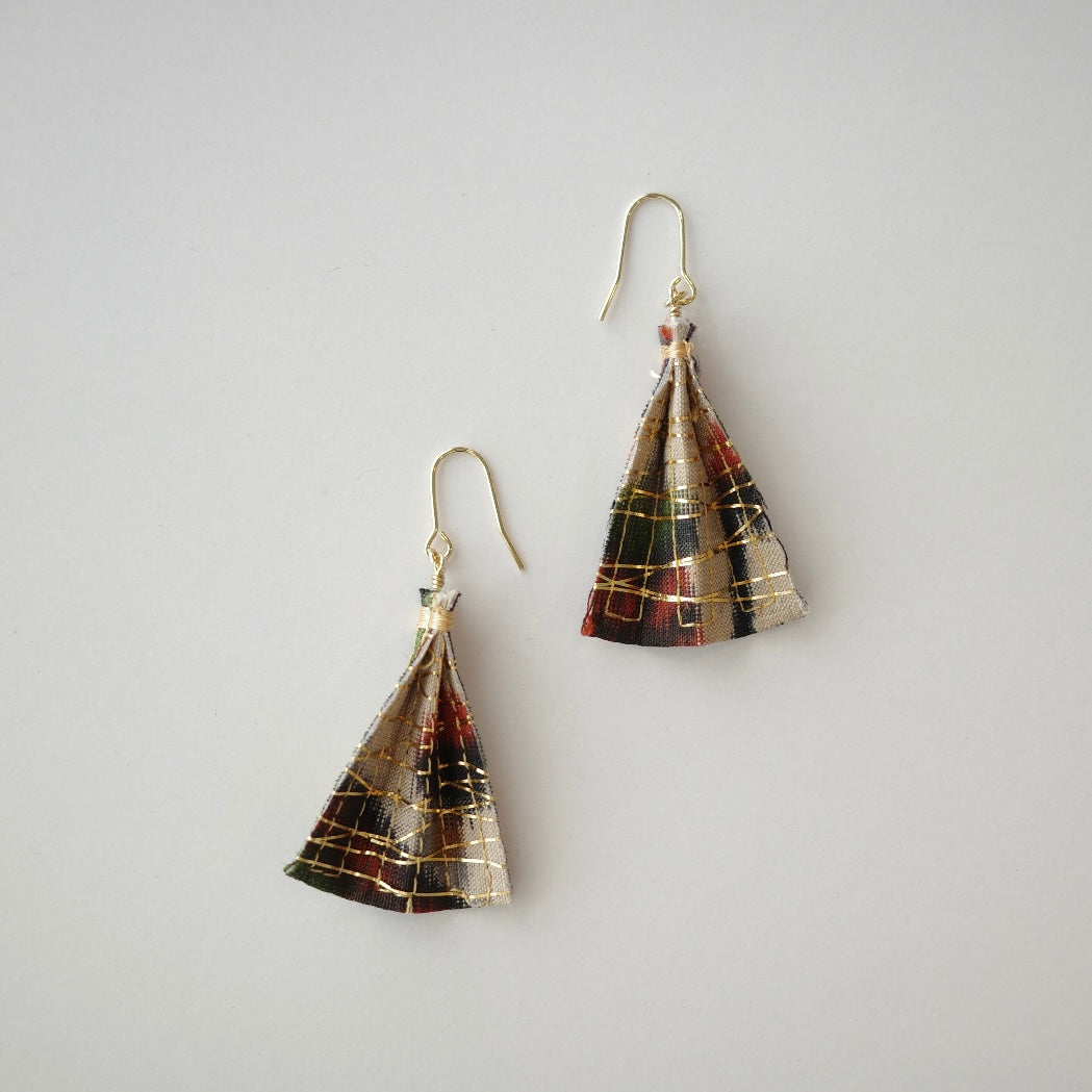 金糸ピアス TREE