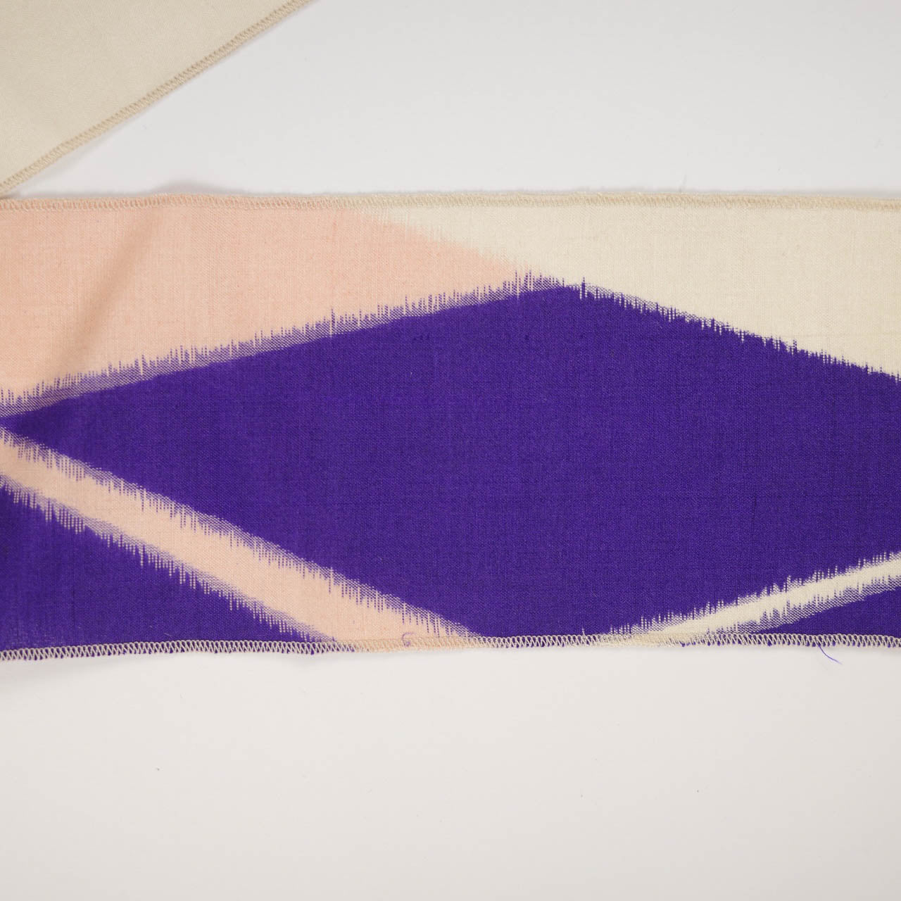meisen scarf|white pansy