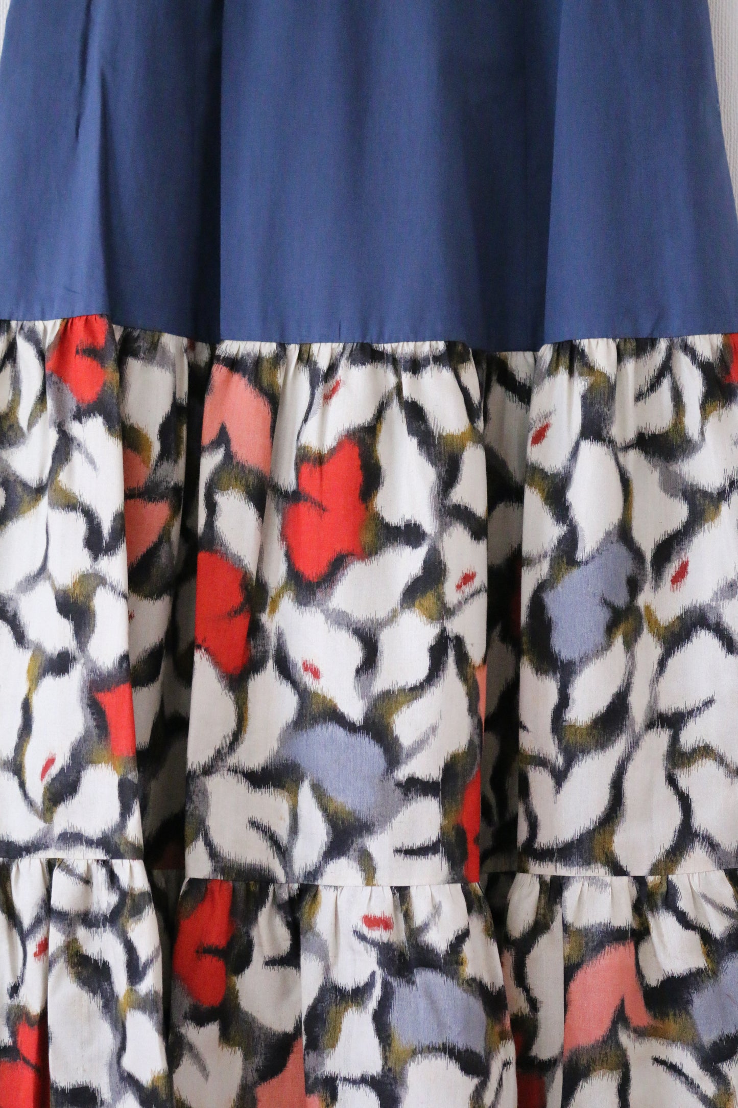 Leaf -Meisen Teayard Skirt navy-