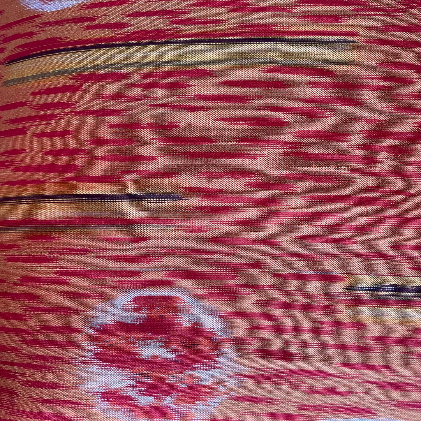 cushion / scarlet