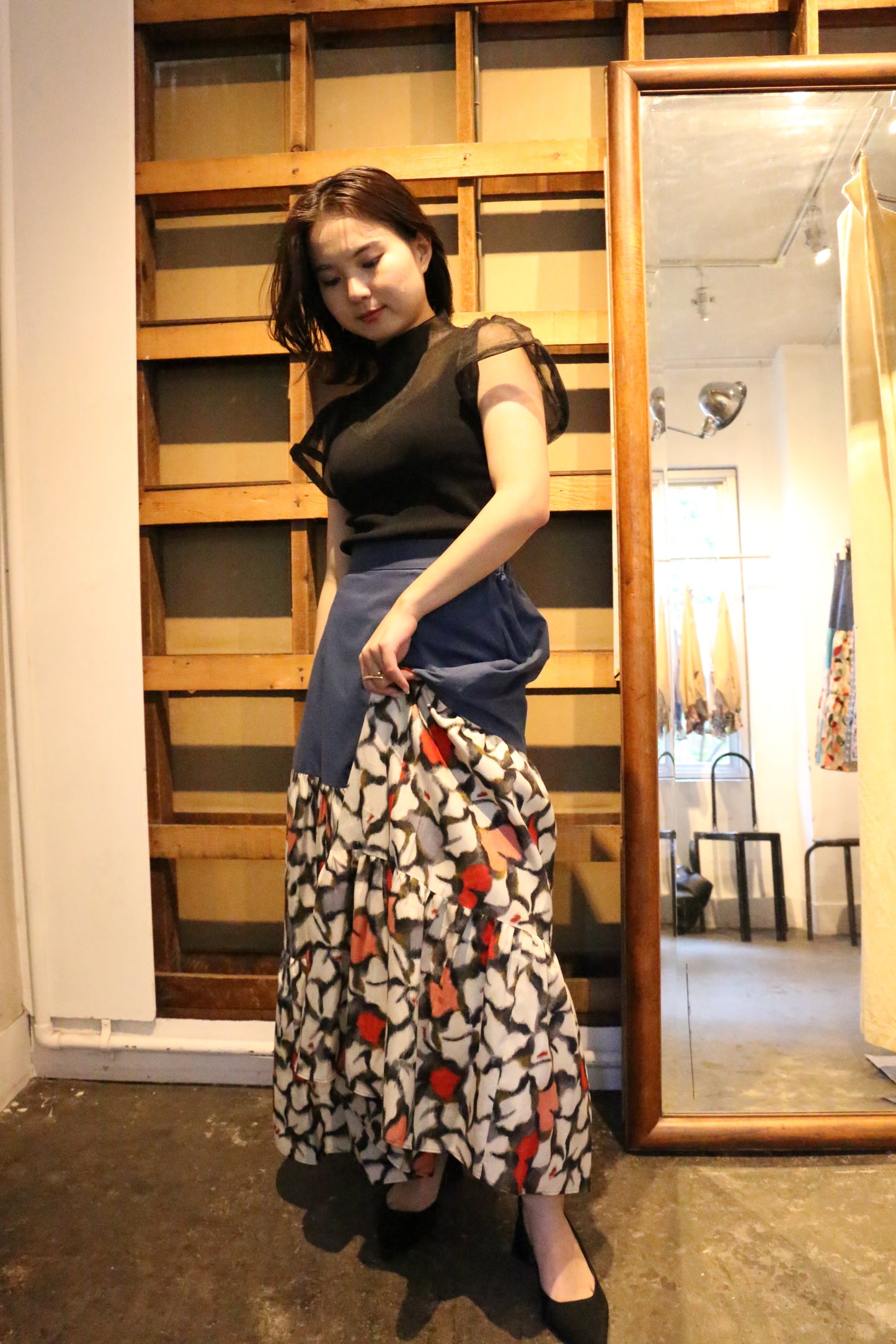 Leaf -Meisen Teayard Skirt navy-