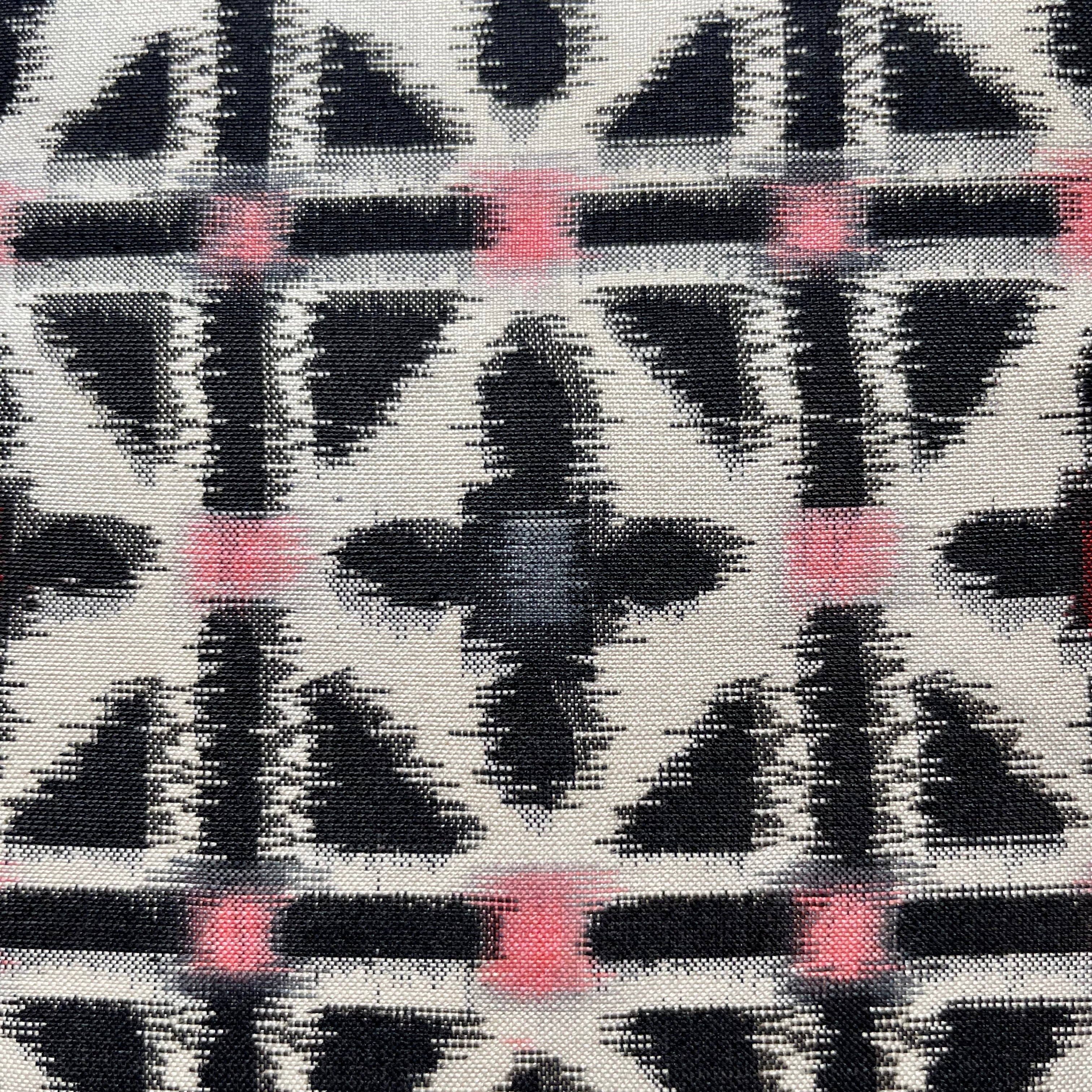 cushion / diamond