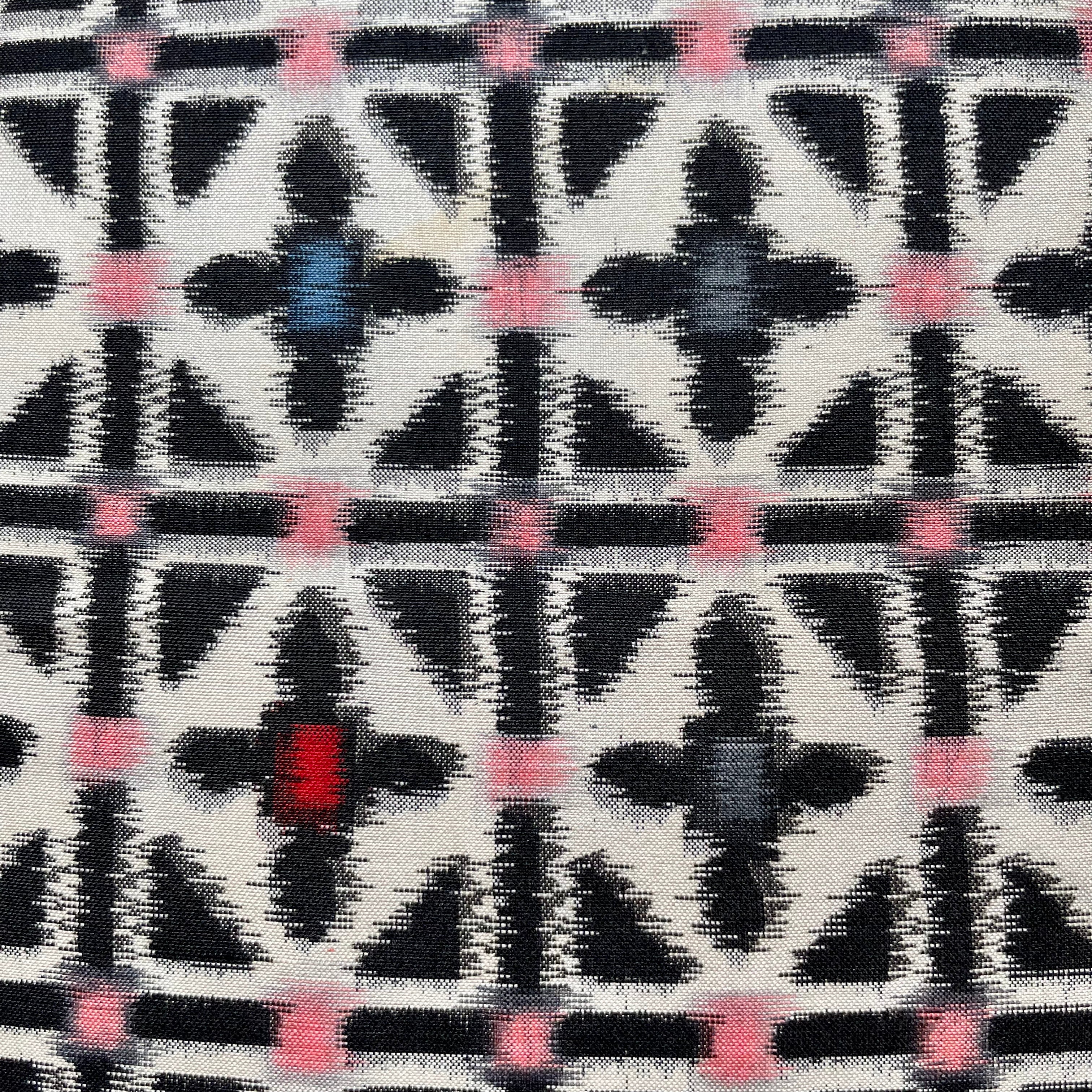 cushion / diamond