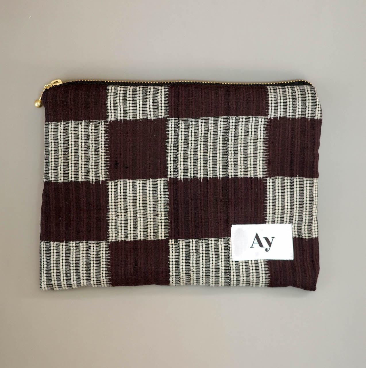 quilted pouch ichimatsu