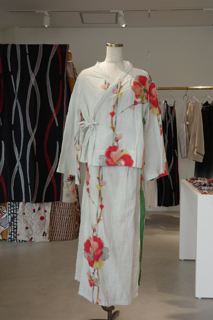 Yukata-style set-up with wrap skirt