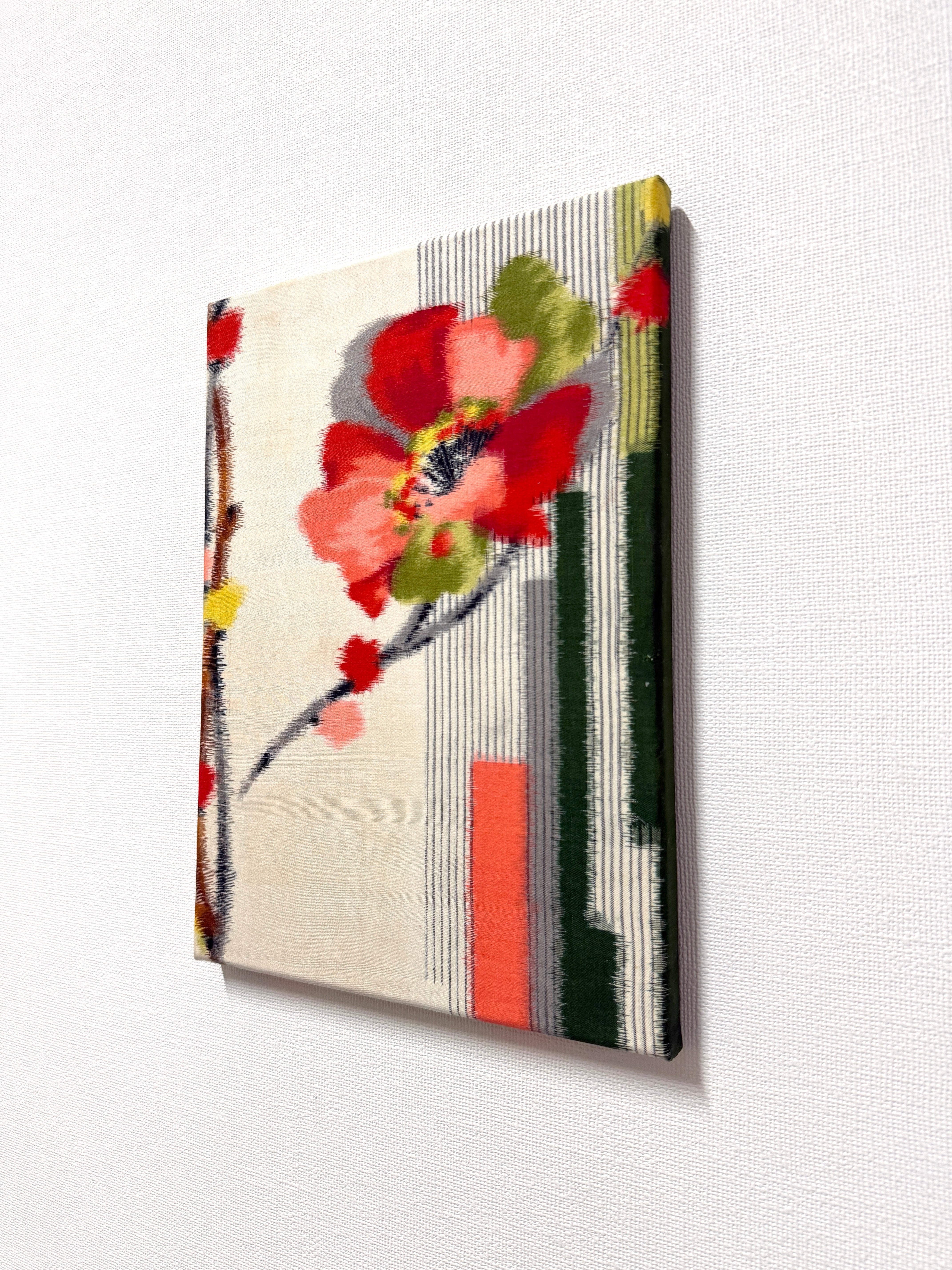 伊勢崎銘仙アートパネル「花と縞」｜一点物