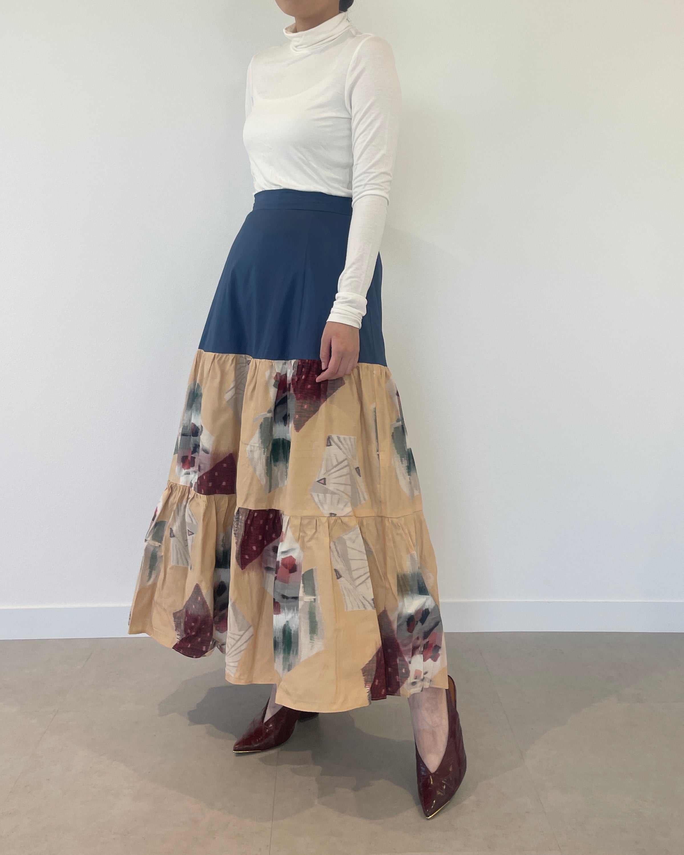 Petals -Meisen Teayard Skirt navy-