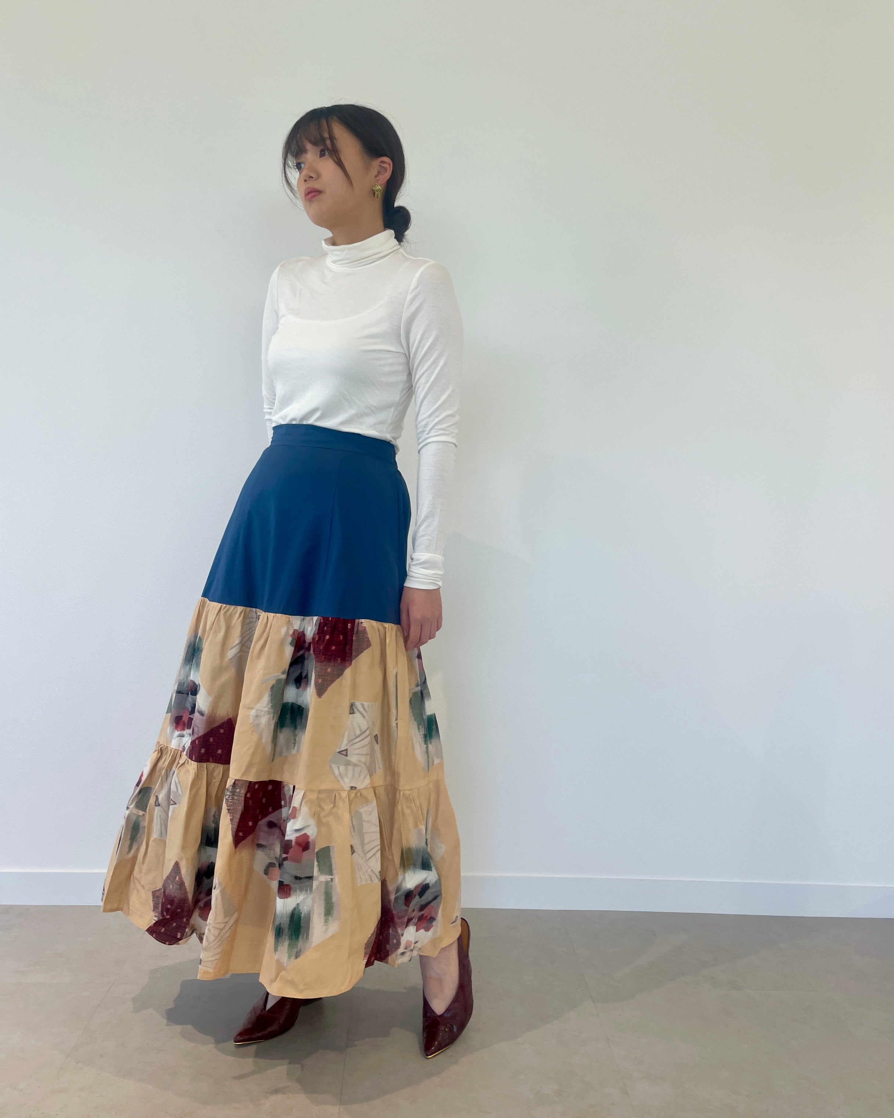 Petals -Meisen Teayard Skirt navy-