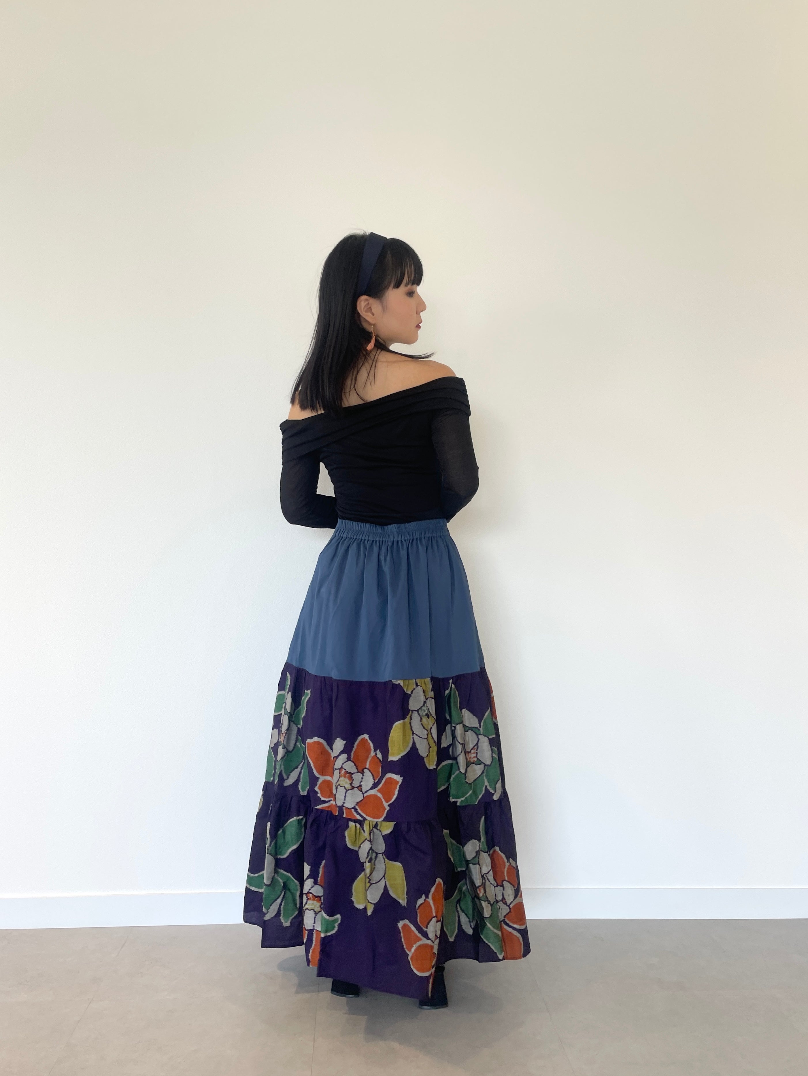 Petals -Meisen Teayard Skirt navy-