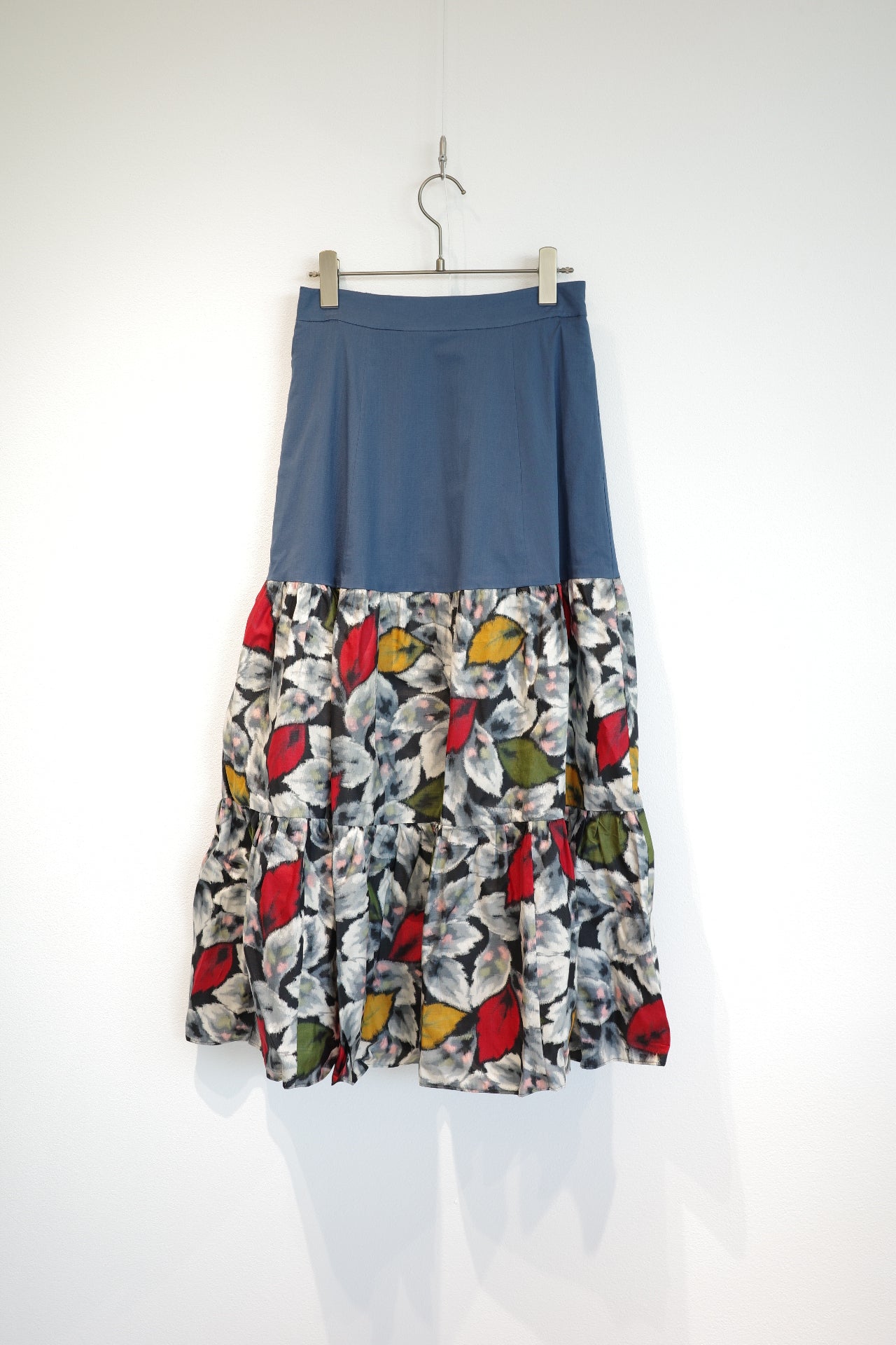 Petals -Meisen Teayard Skirt navy-