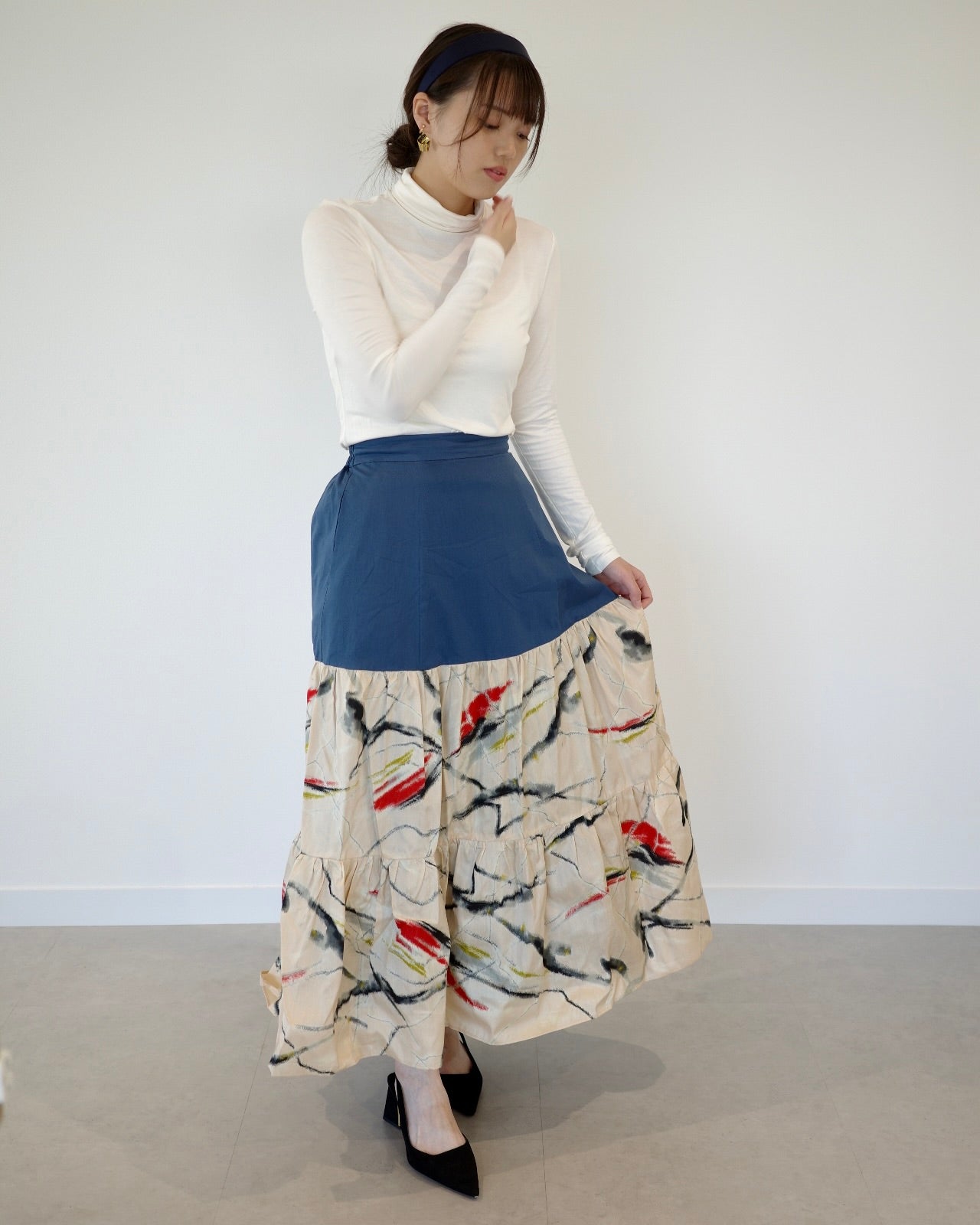 Petals -Meisen Teayard Skirt navy-