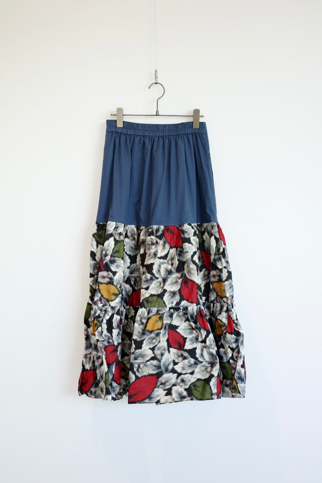 Petals -Meisen Teayard Skirt navy-