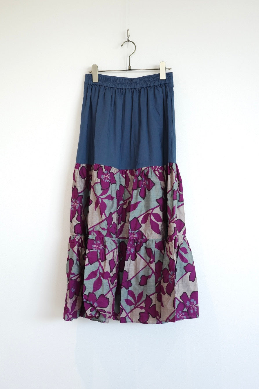 Petals -Meisen Teayard Skirt navy-