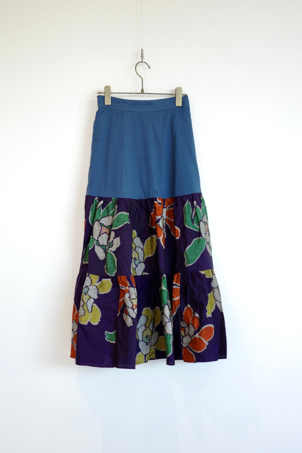 Petals -Meisen Teayard Skirt navy-