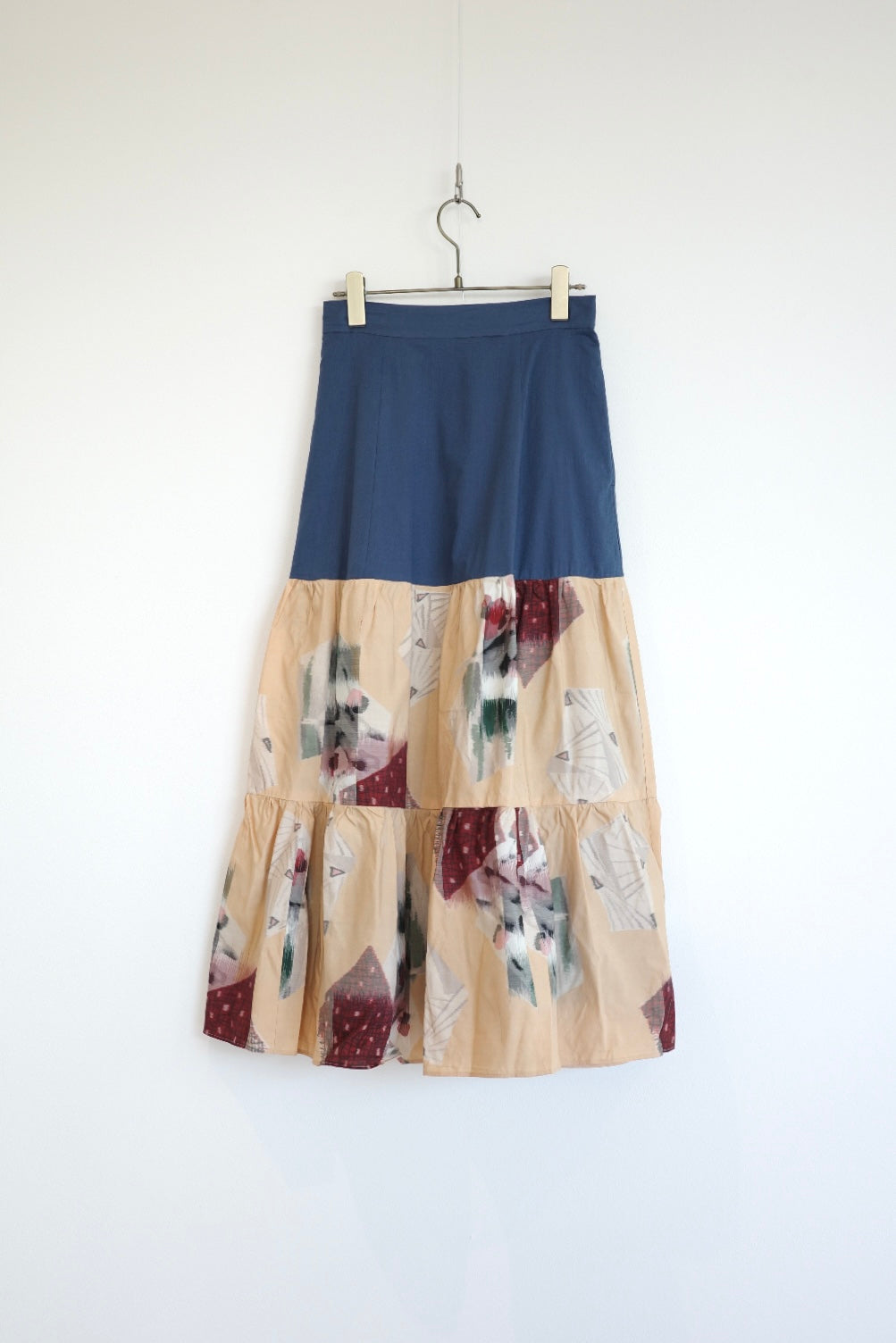 Petals -Meisen Teayard Skirt navy-