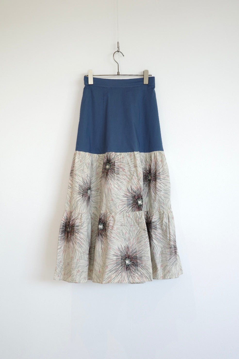 Petals -Meisen Teayard Skirt navy-