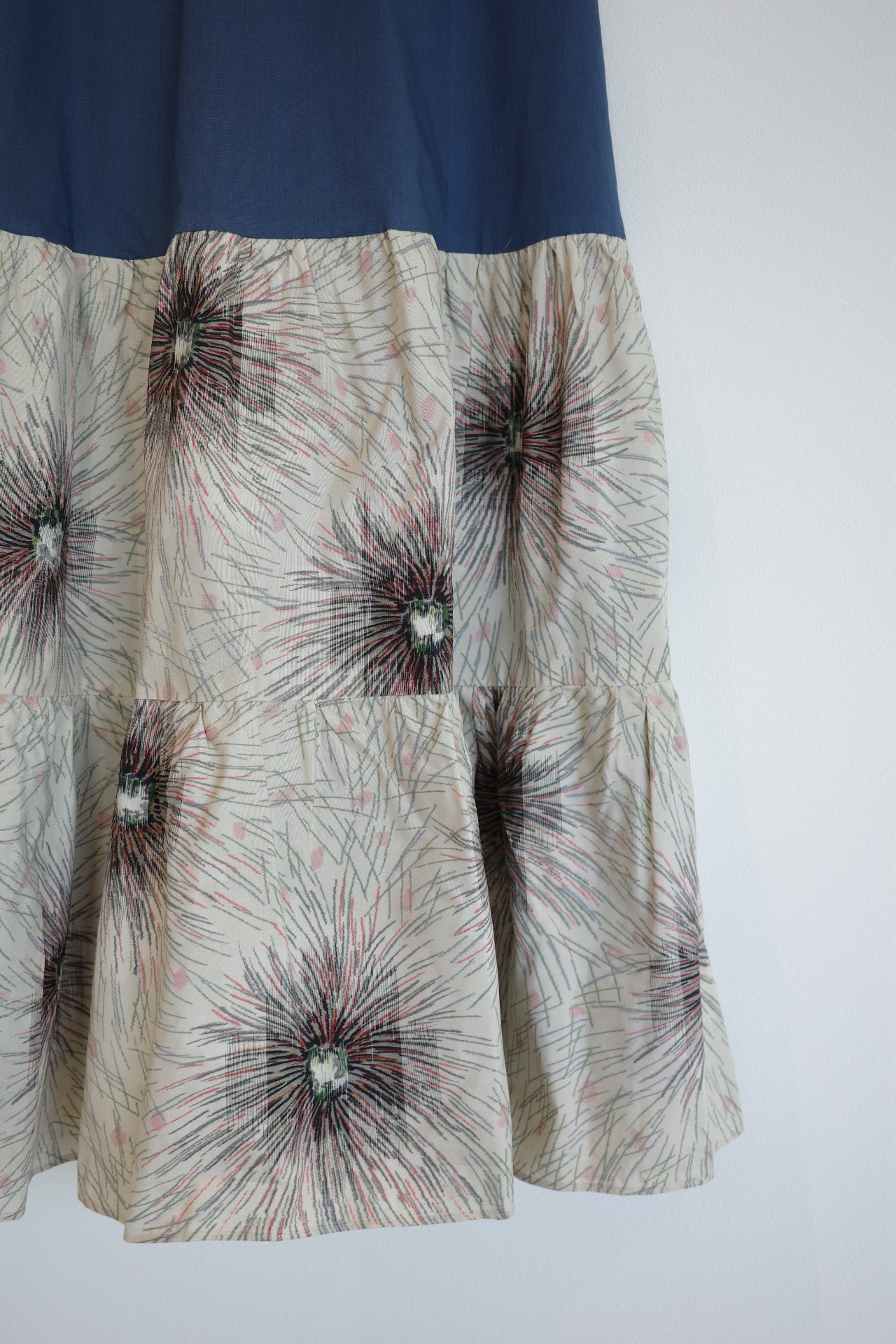 Petals -Meisen Teayard Skirt navy-