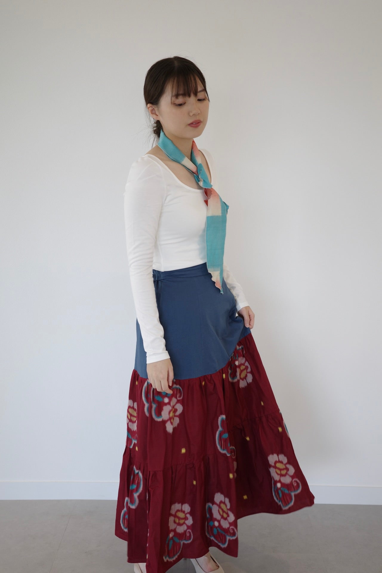 Petals -Meisen Teayard Skirt navy-