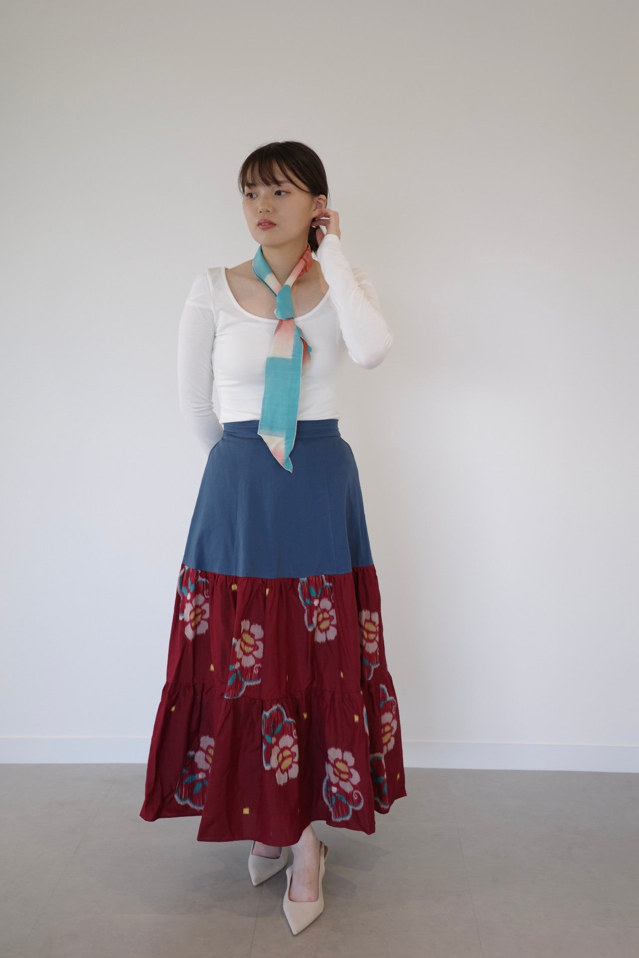 Petals -Meisen Teayard Skirt navy-