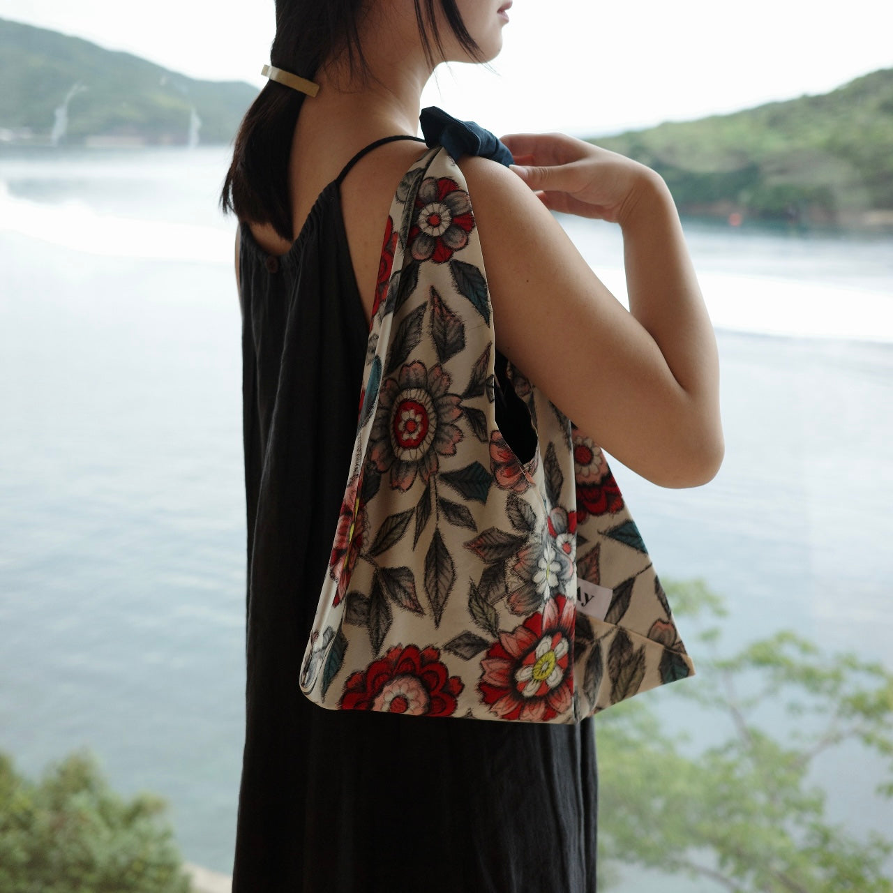 Azuma Bag [Pearl / Daisy]