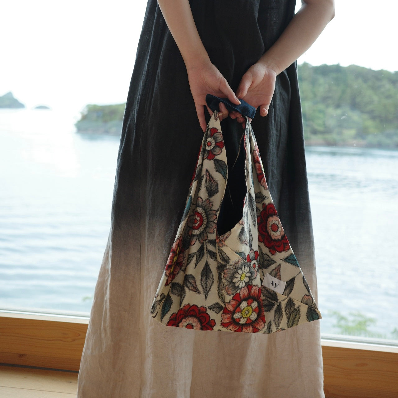 Azuma Bag [Pearl / Daisy]